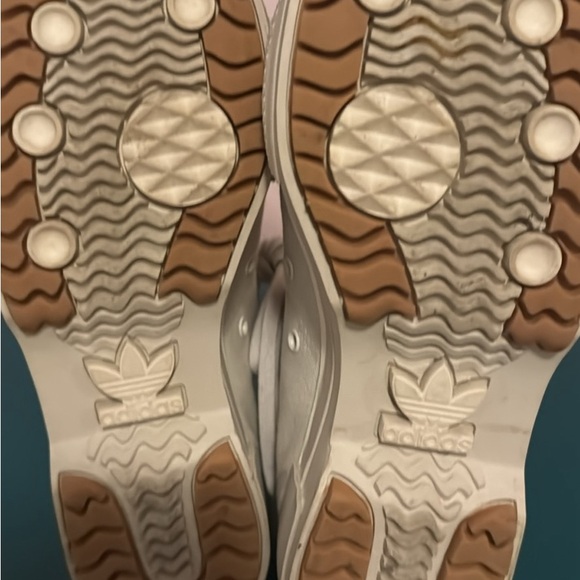 Adidas Hightops - Picture 7 of 7